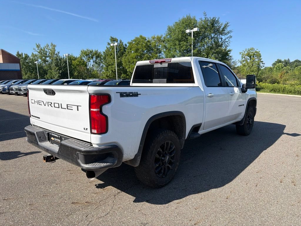 Used 2025 Chevrolet Silverado 2500 LT w/ Trail Boss Package AWD/4WD image 9