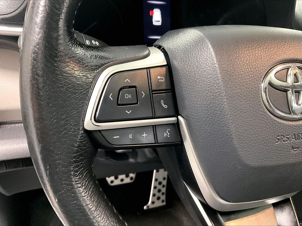 Used 2021 Toyota Sienna XLE w/ XLE Plus Package AWD/4WD image 24