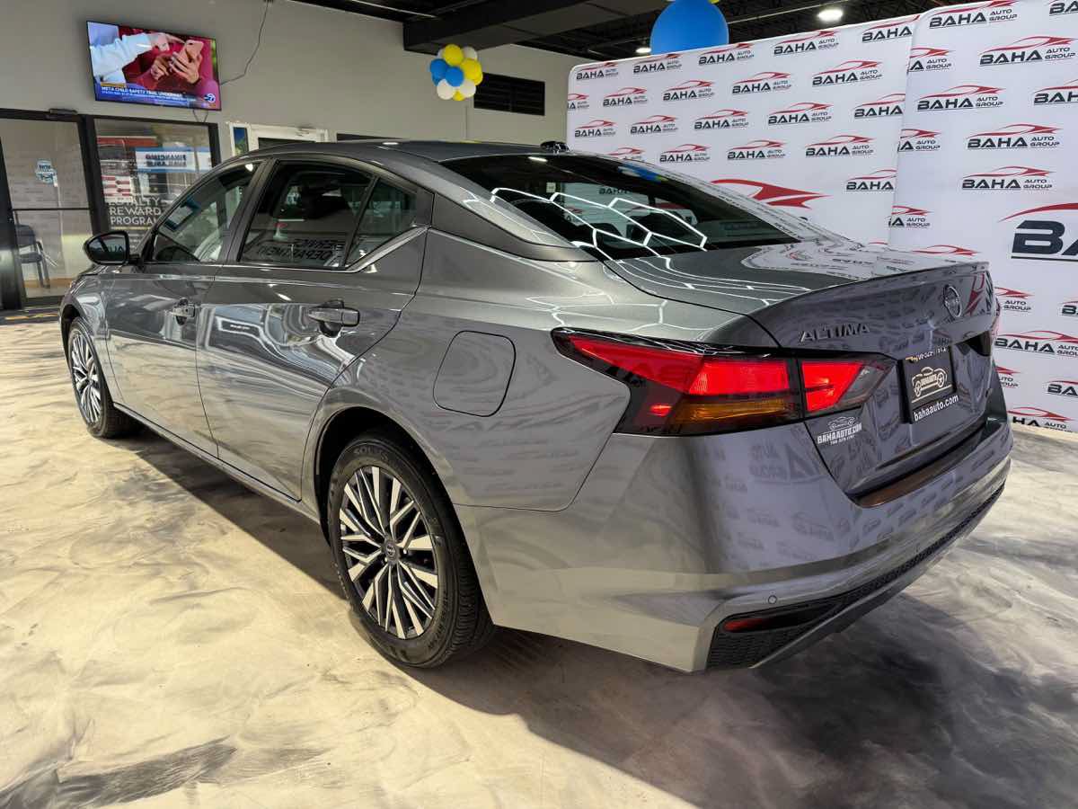 Used 2026 Nissan Altima 2.5 SV AWD/4WD image 9