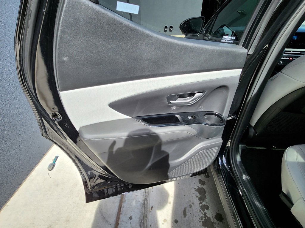 Certified 2025 Hyundai Santa Cruz Limited image 12