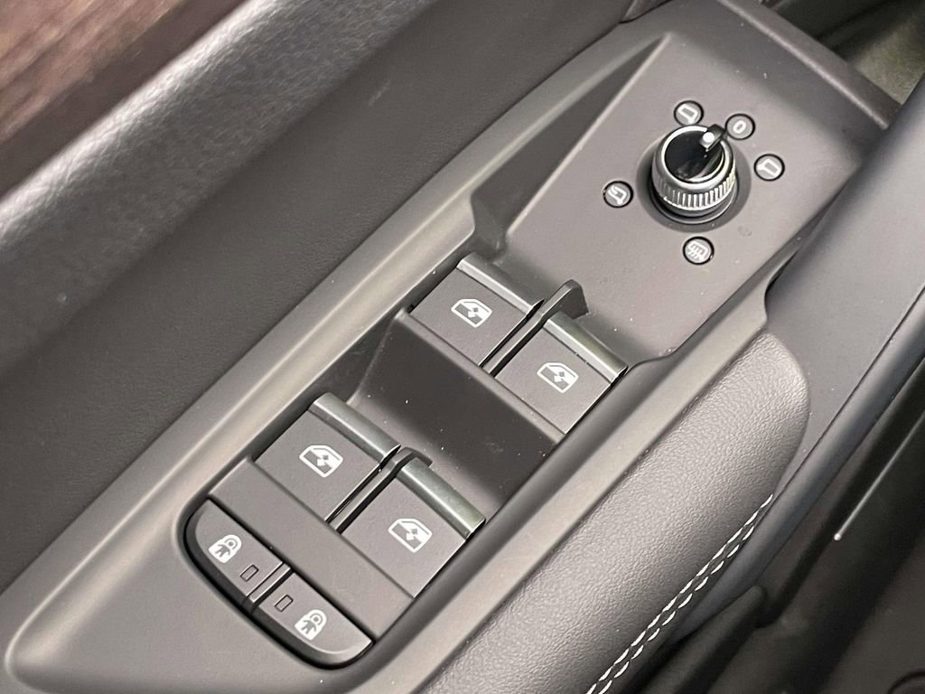 New 2025 Audi Q5 2.0T Premium Plus image 38