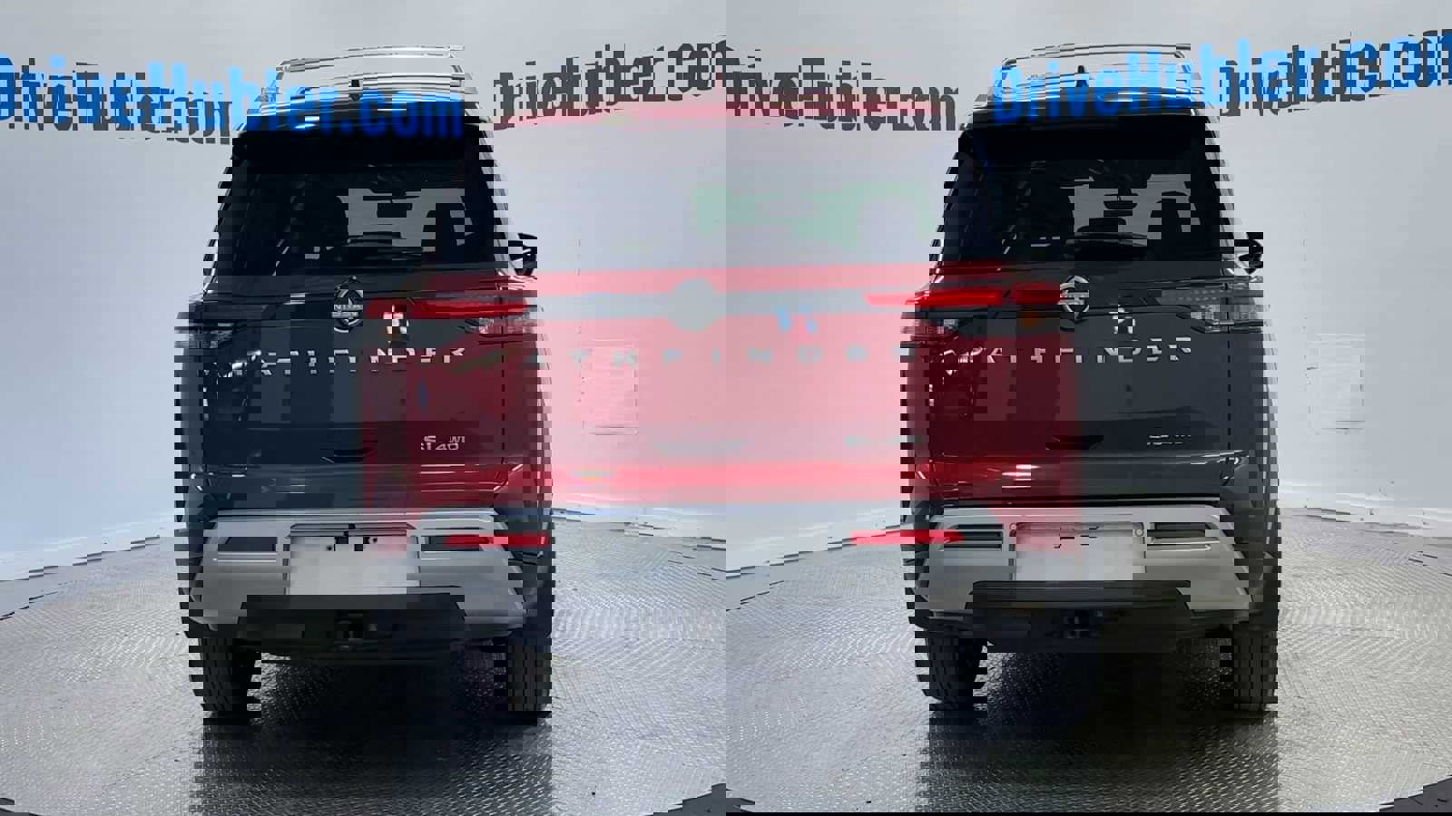 Used 2023 Nissan Pathfinder SL image 7