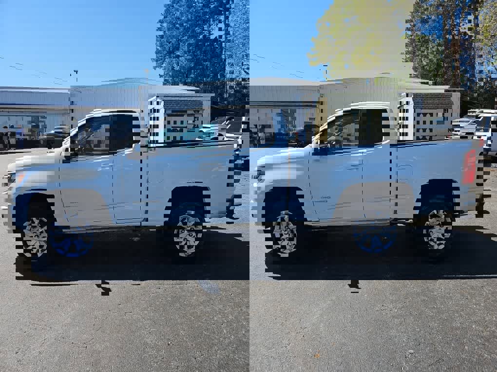 Used 2020 Chevrolet Colorado LT w/ Safety Package RWD image 6