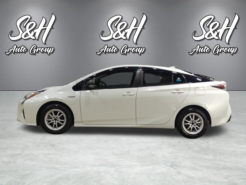 Used 2016 Toyota Prius Three image 13