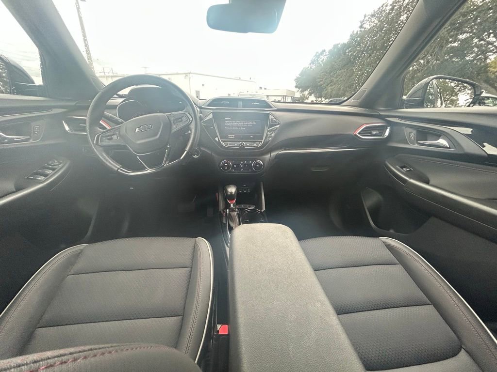 Used 2021 Chevrolet TrailBlazer RS w/ Technology Package image 10