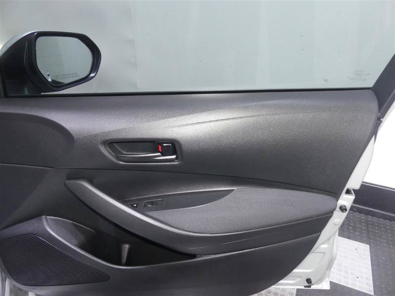 Used 2022 Toyota Corolla LE FWD image 18