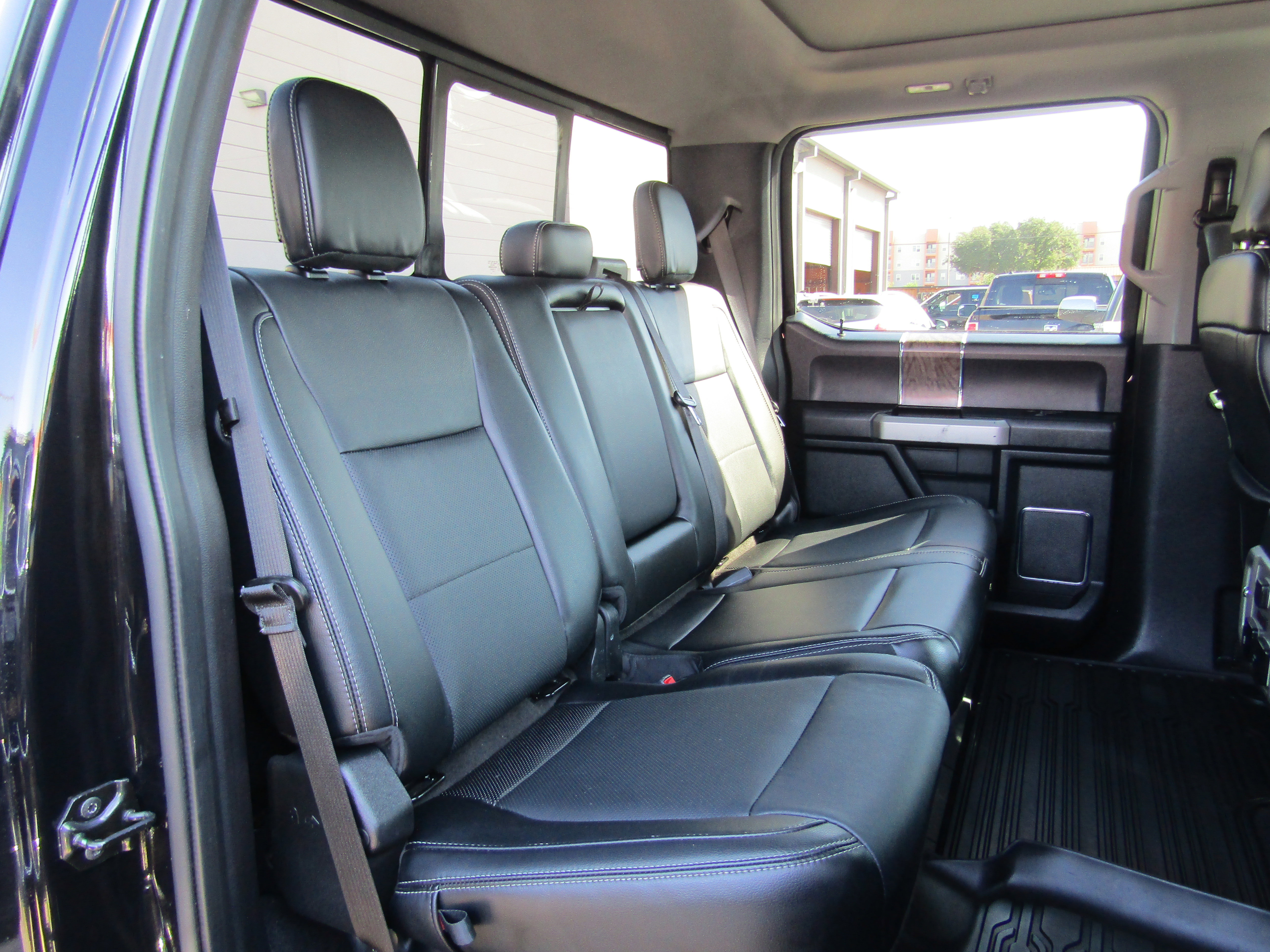 Used 2019 Ford F250 Lariat w/ Lariat Ultimate Package image 13