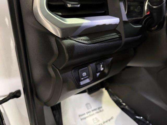 Used 2019 GMC Acadia SLT w/ LPO, Floor Liner Package FWD image 12