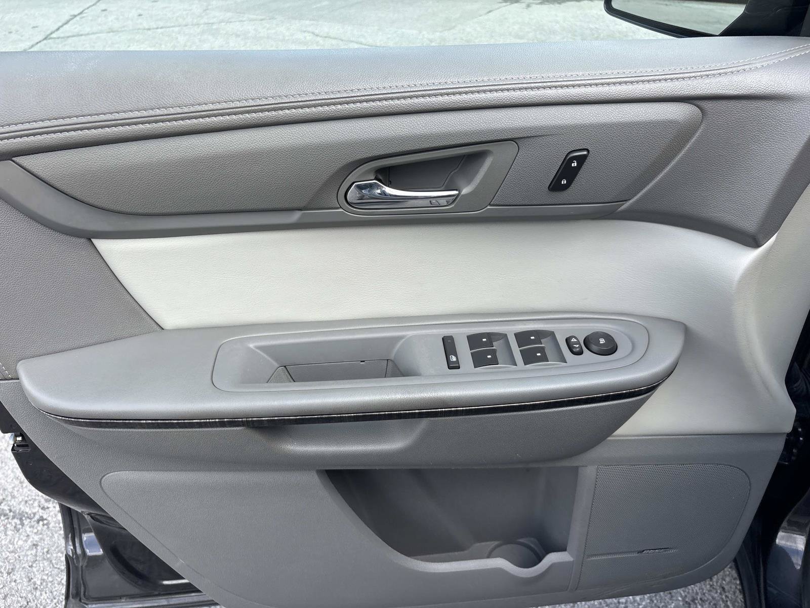 Used 2014 GMC Acadia SLT AWD/4WD image 12