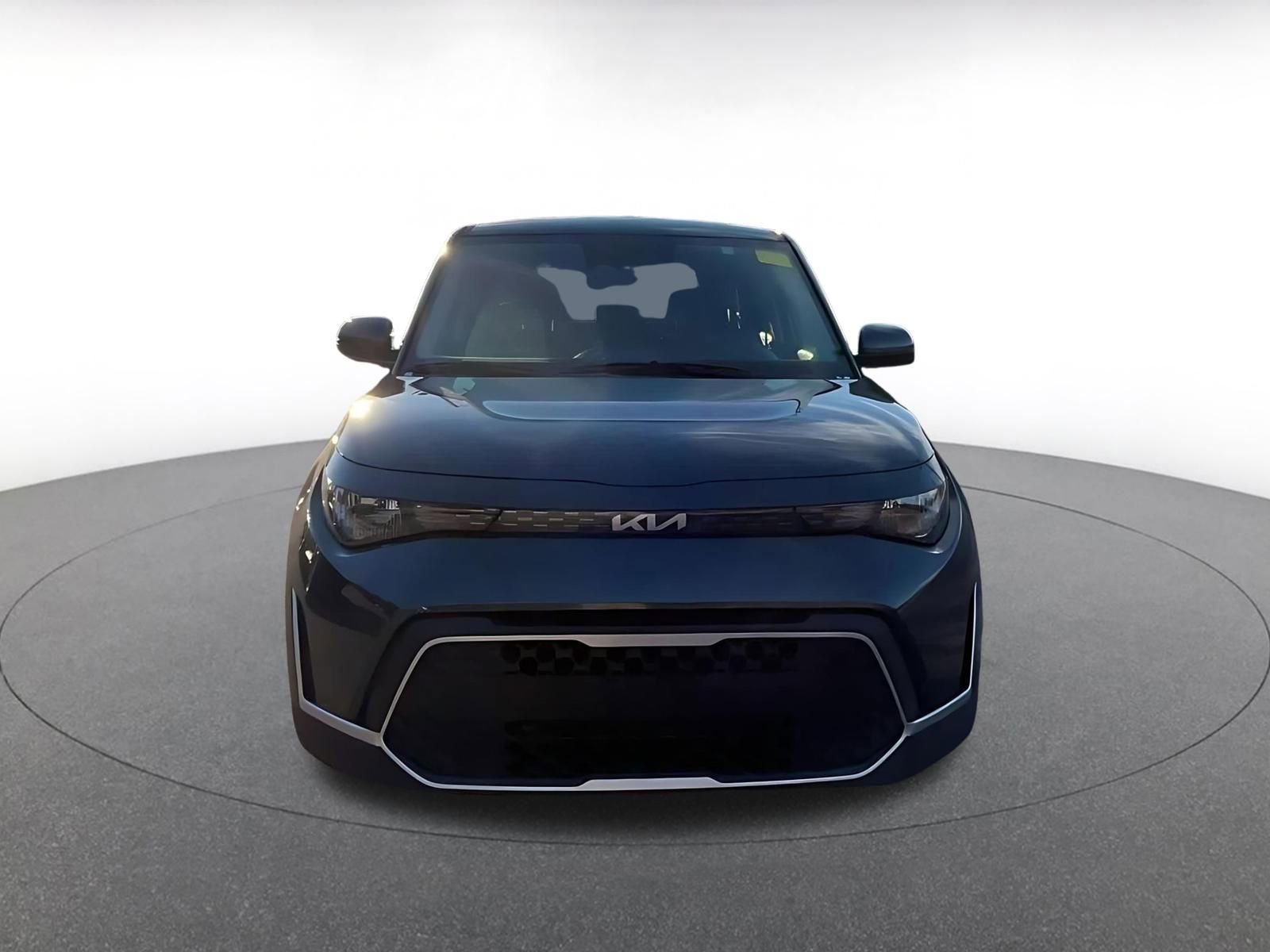 Used 2025 Kia Soul LX w/ LX Technology Package image 4