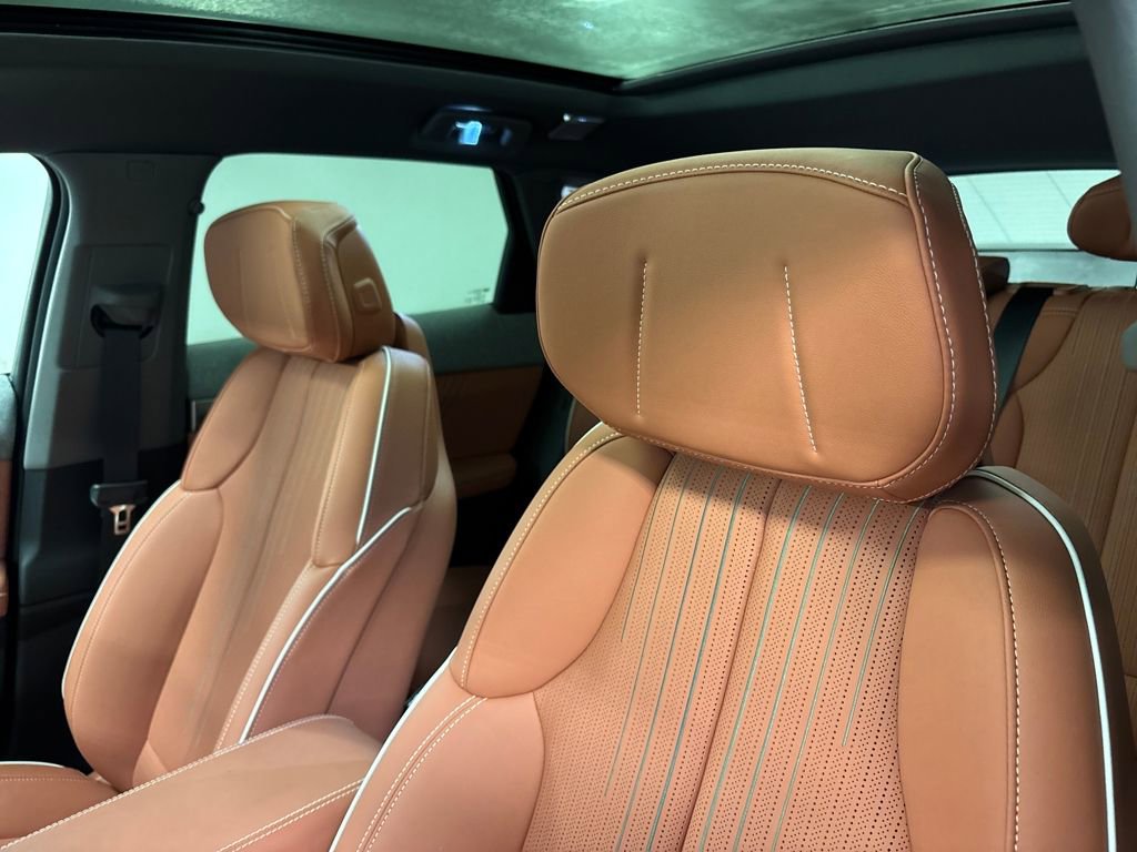 New 2026 Cadillac Optiq Luxury 2 w/ LPO, Floor Liner Package image 26