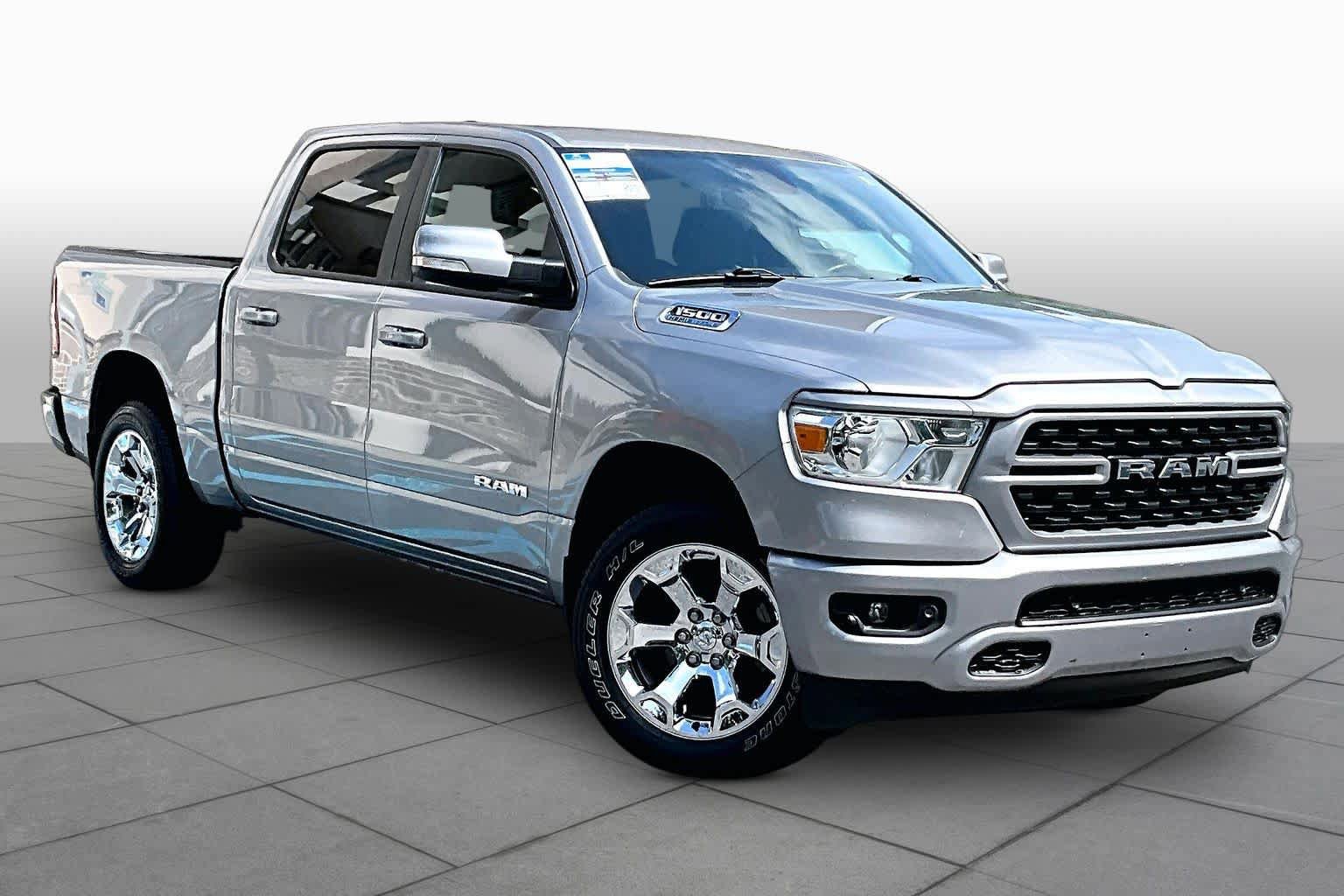 Used 2022 RAM 1500 Big Horn AWD/4WD image 3