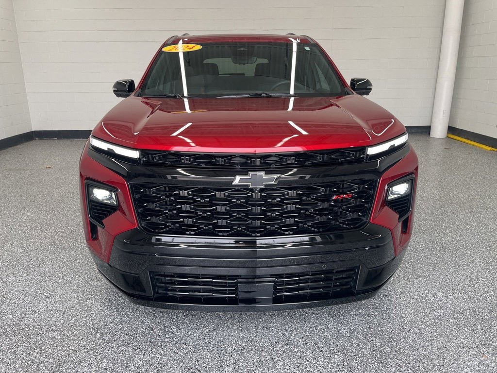 Used 2024 Chevrolet Traverse RS w/ LPO, Floor Liner Package image 10