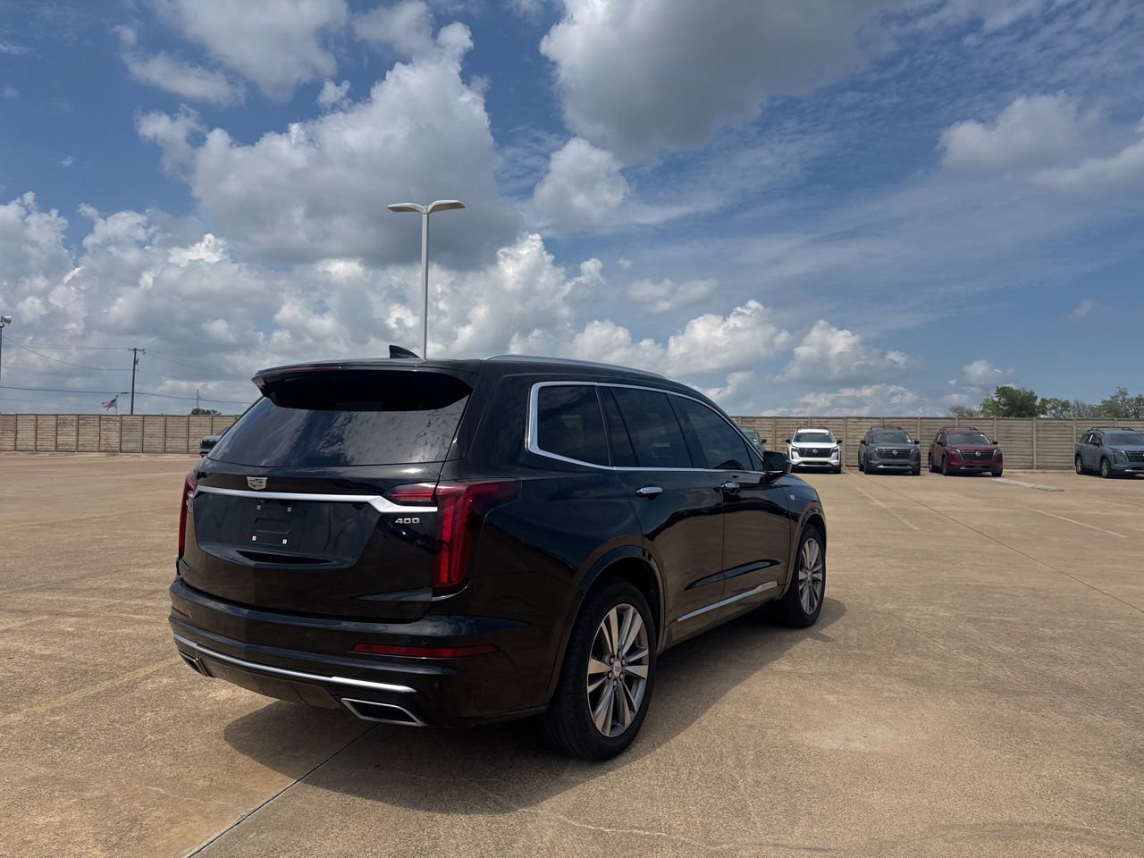 Used 2020 Cadillac XT6 Premium Luxury FWD image 22