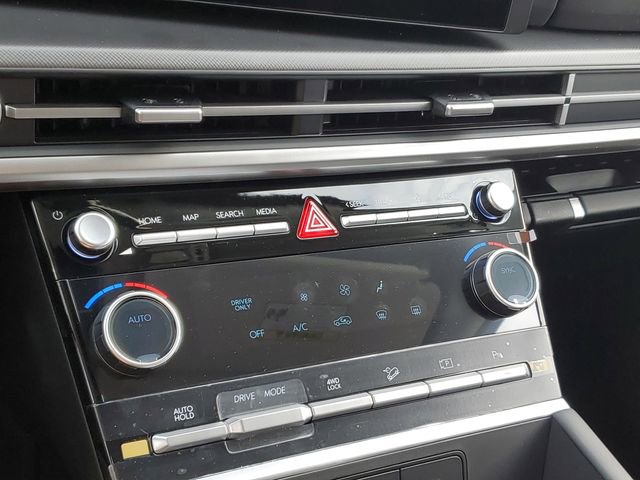 New 2026 Hyundai Santa Fe SE image 28