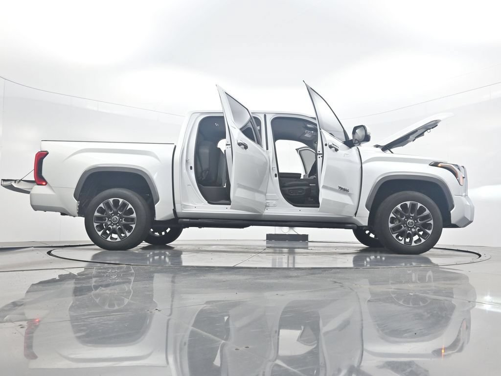 Used 2024 Toyota Tundra Limited AWD/4WD image 49