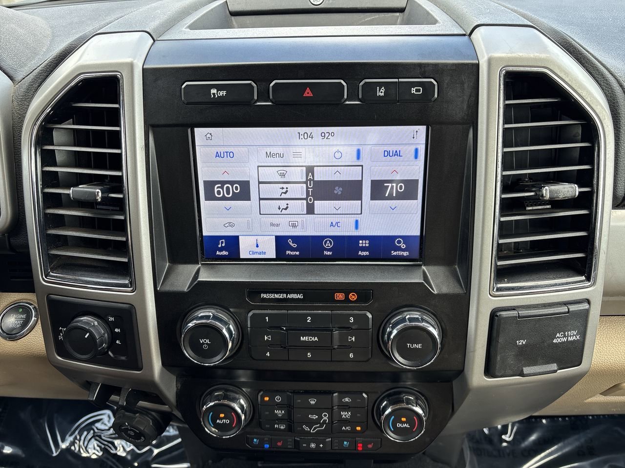 Used 2020 Ford F250 Lariat w/ Lariat Ultimate Package AWD/4WD image 20