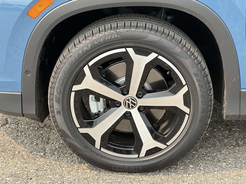 New 2026 Volkswagen Tiguan SE AWD/4WD image 7