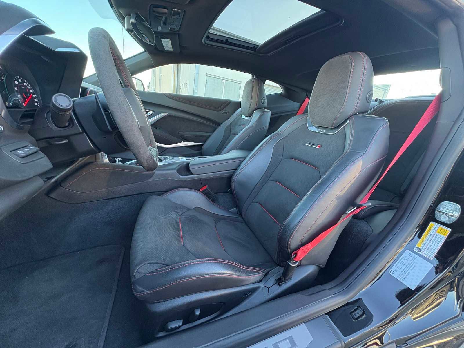 Used 2018 Chevrolet Camaro ZL1 image 14