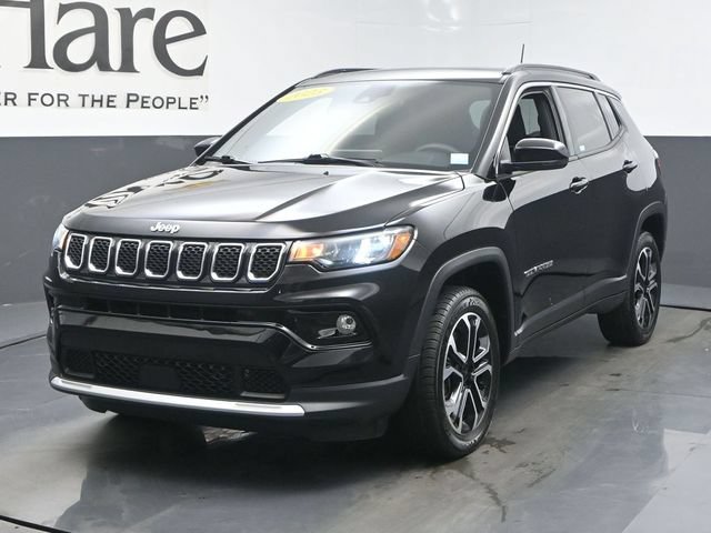 Used 2023 Jeep Compass Limited w/ Sun and Sound Group AWD/4WD image 7