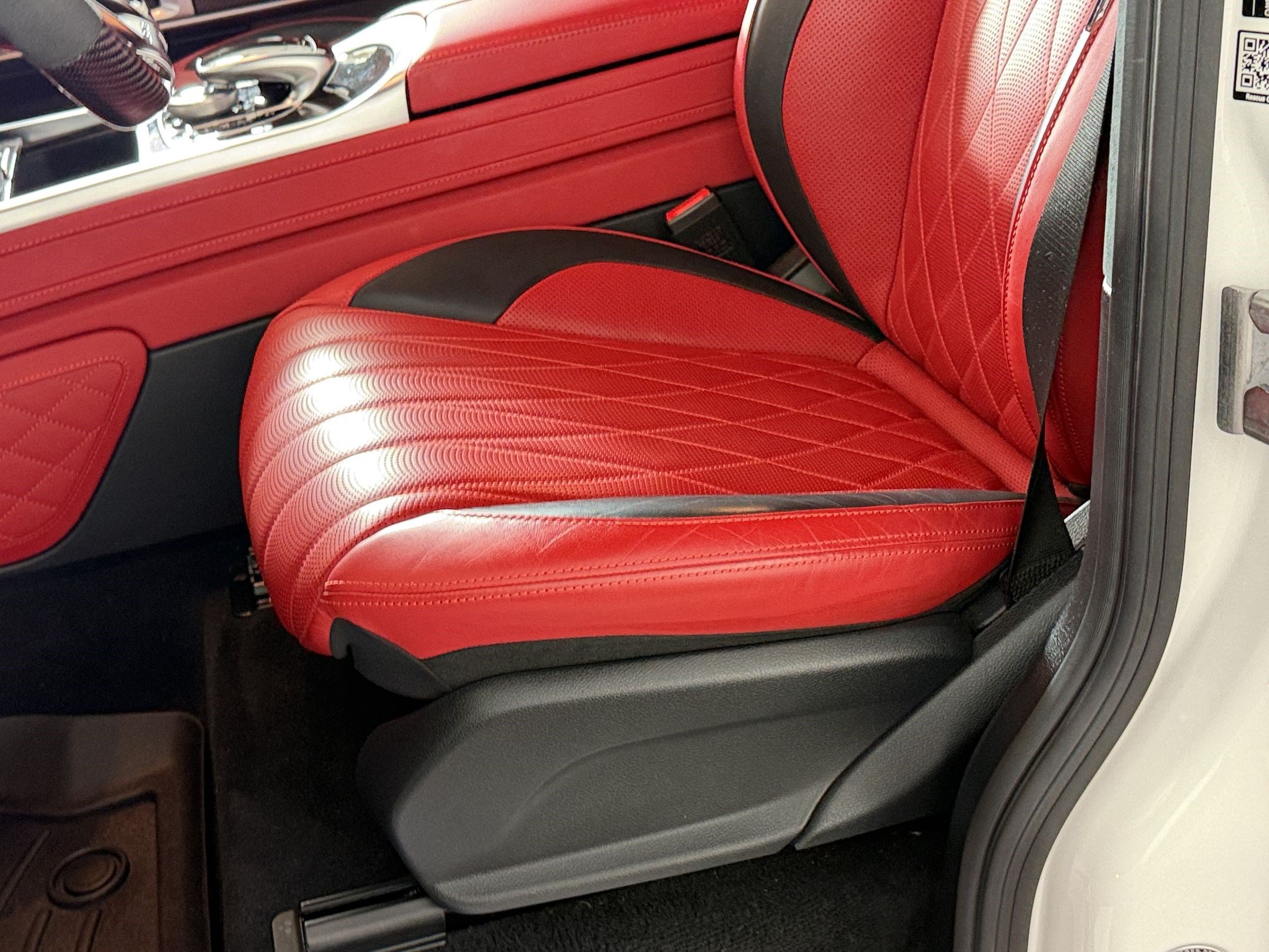 Certified 2020 Mercedes-Benz G 63 AMG 4MATIC image 28