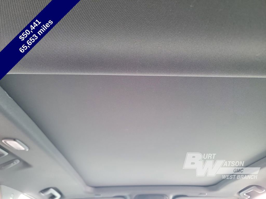 Used 2023 GMC Yukon XL SLT w/ SLT Premium Package image 24