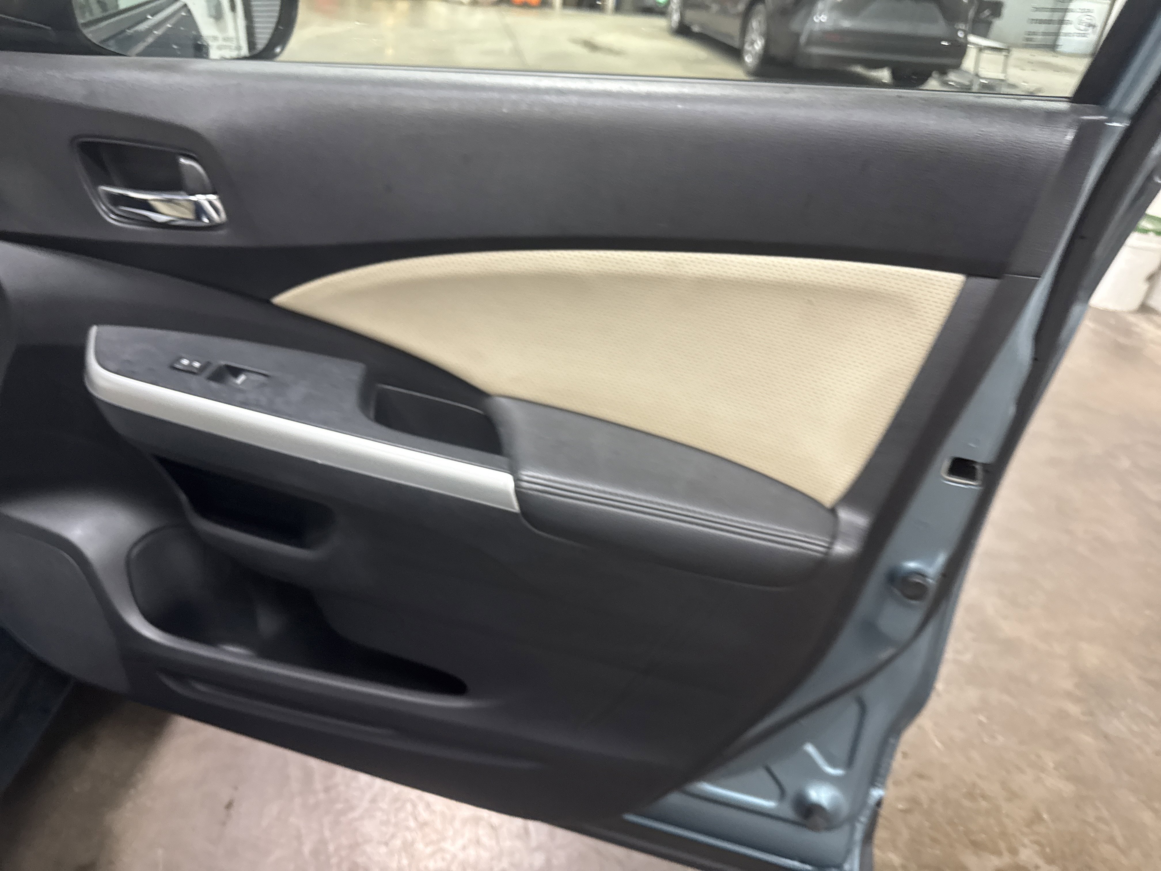 Used 2015 Honda CR-V EX-L image 39