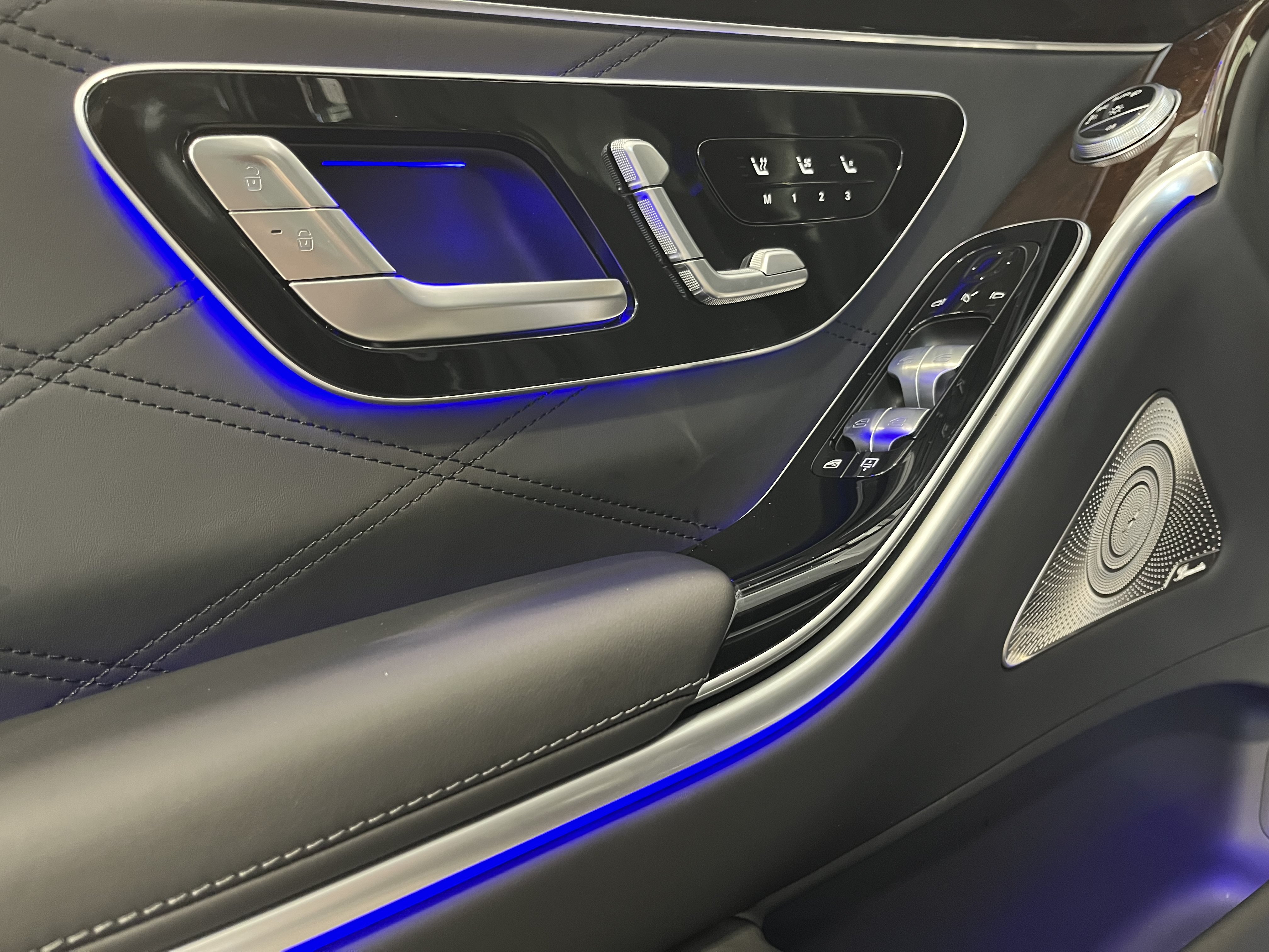 New 2026 Mercedes-Benz Maybach S 680 4MATIC image 8