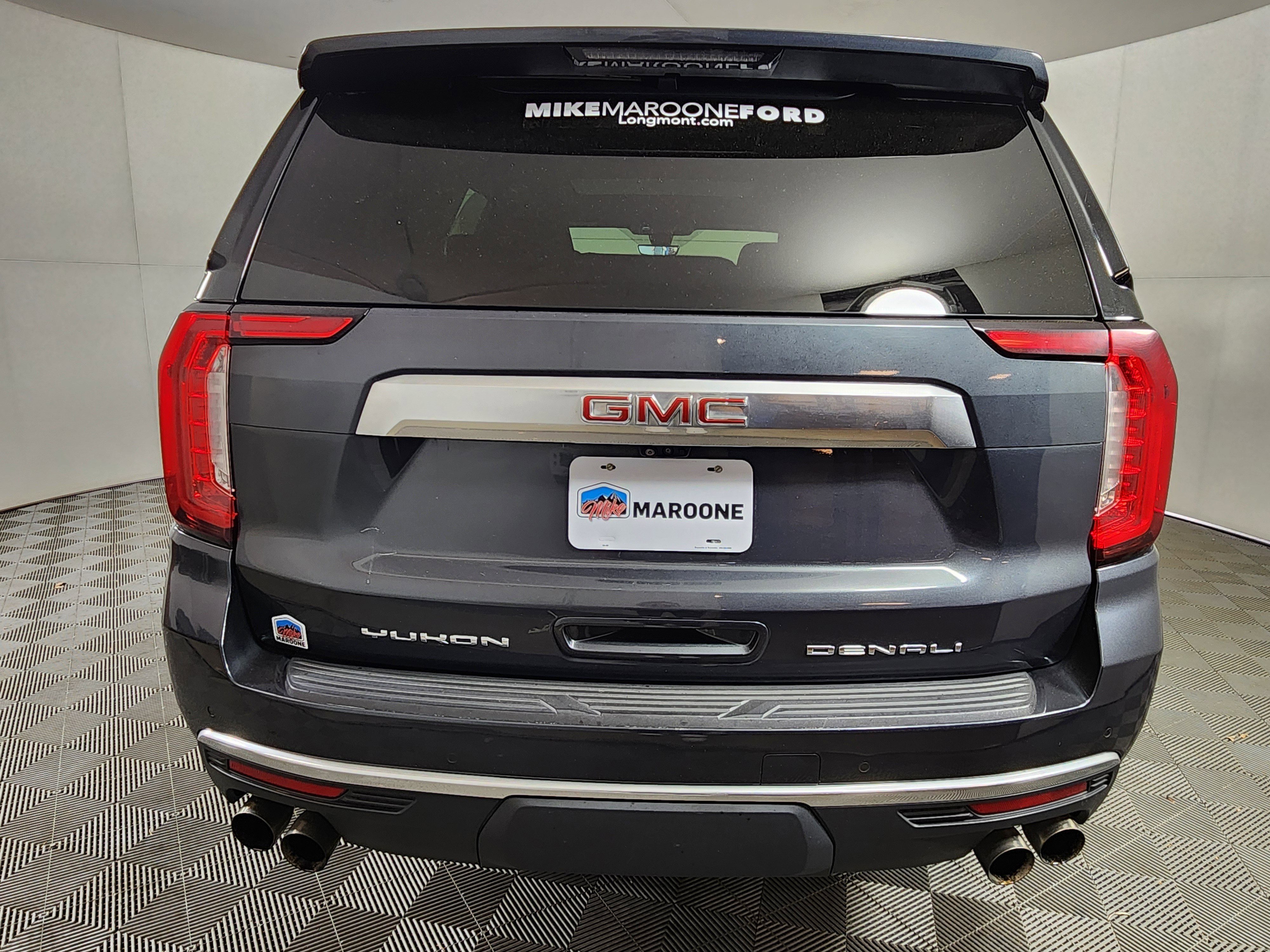 Used 2021 GMC Yukon Denali w/ Denali Premium Package image 6