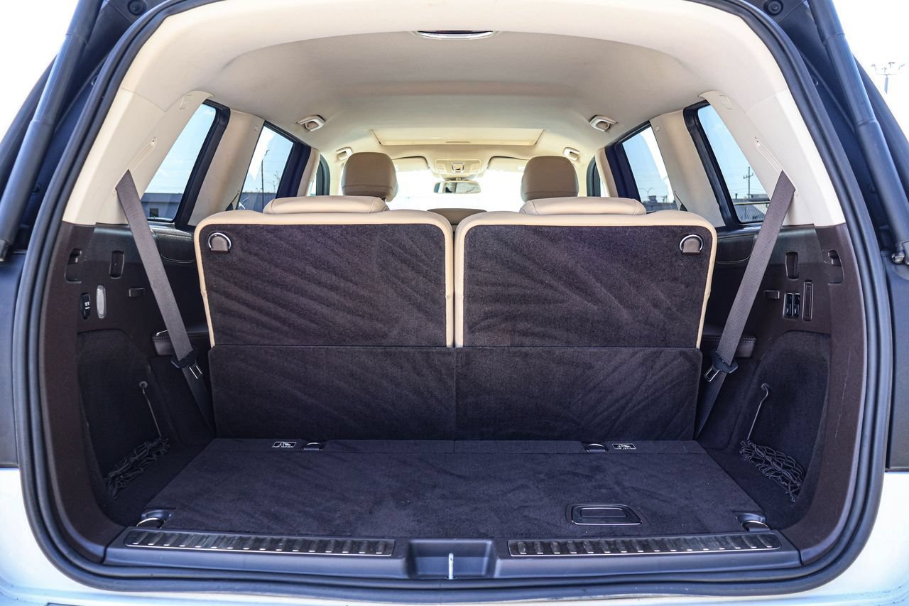 Used 2017 Mercedes-Benz GLS 450 4MATIC image 38