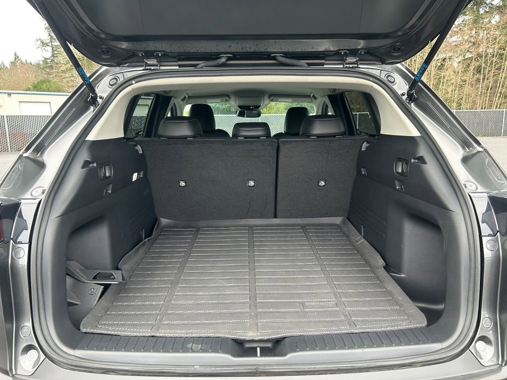 Used 2024 MAZDA CX-50 AWD 2.5 S w/ Cargo Package image 24