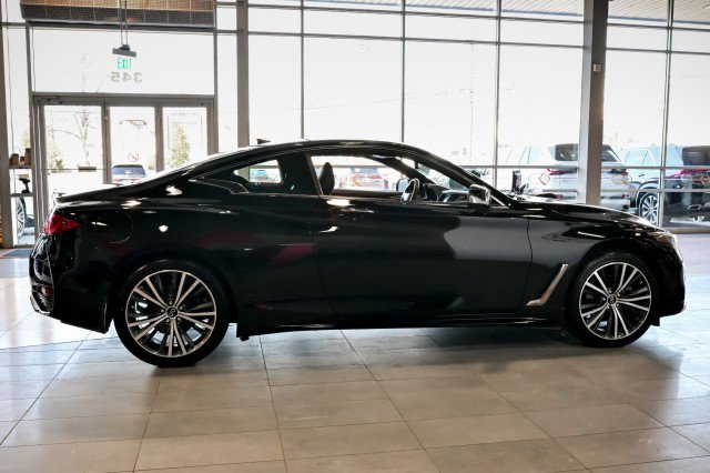 Used 2022 INFINITI Q60 3.0t Luxe w/ Essential Package AWD/4WD image 4