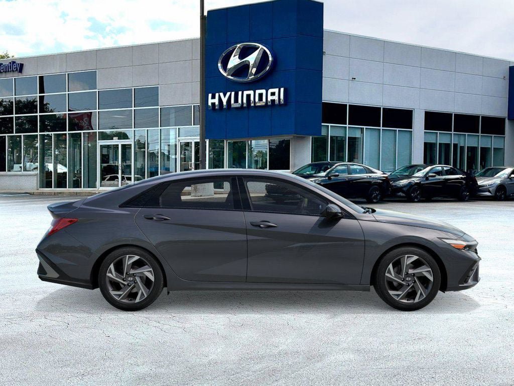 New 2026 Hyundai Elantra SEL Sport Premium FWD image 8