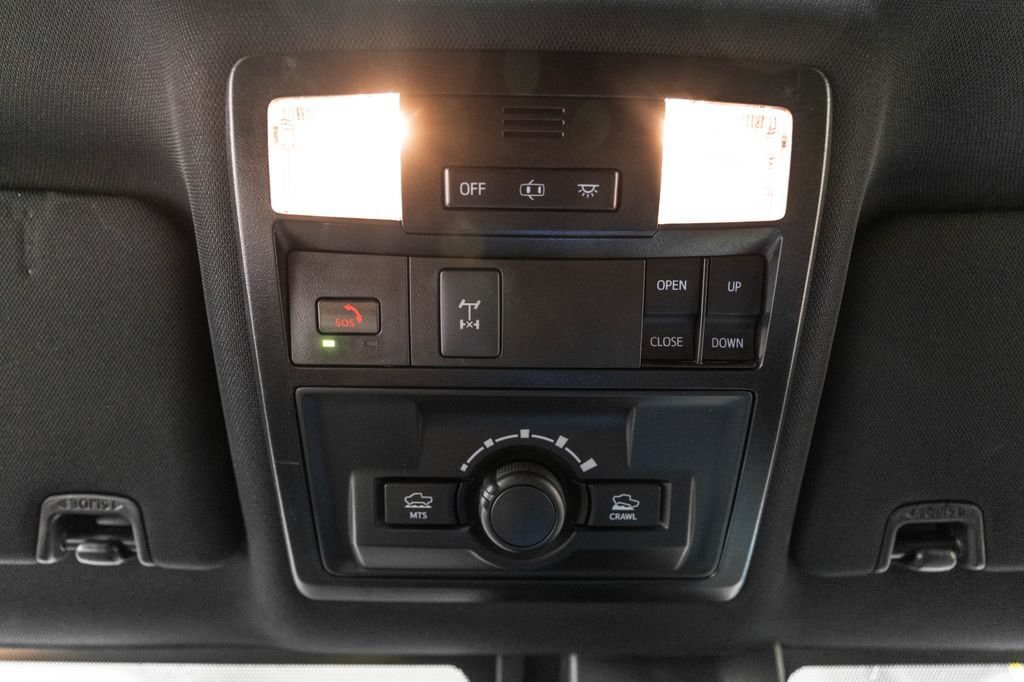 Certified 2023 Toyota Tacoma TRD Off-Road w/ TRD Premium Off Road Package AWD/4WD image 30