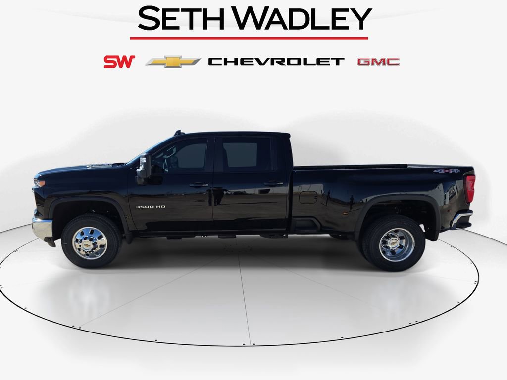 New 2026 Chevrolet Silverado 3500 LT w/ All Star Edition image 4