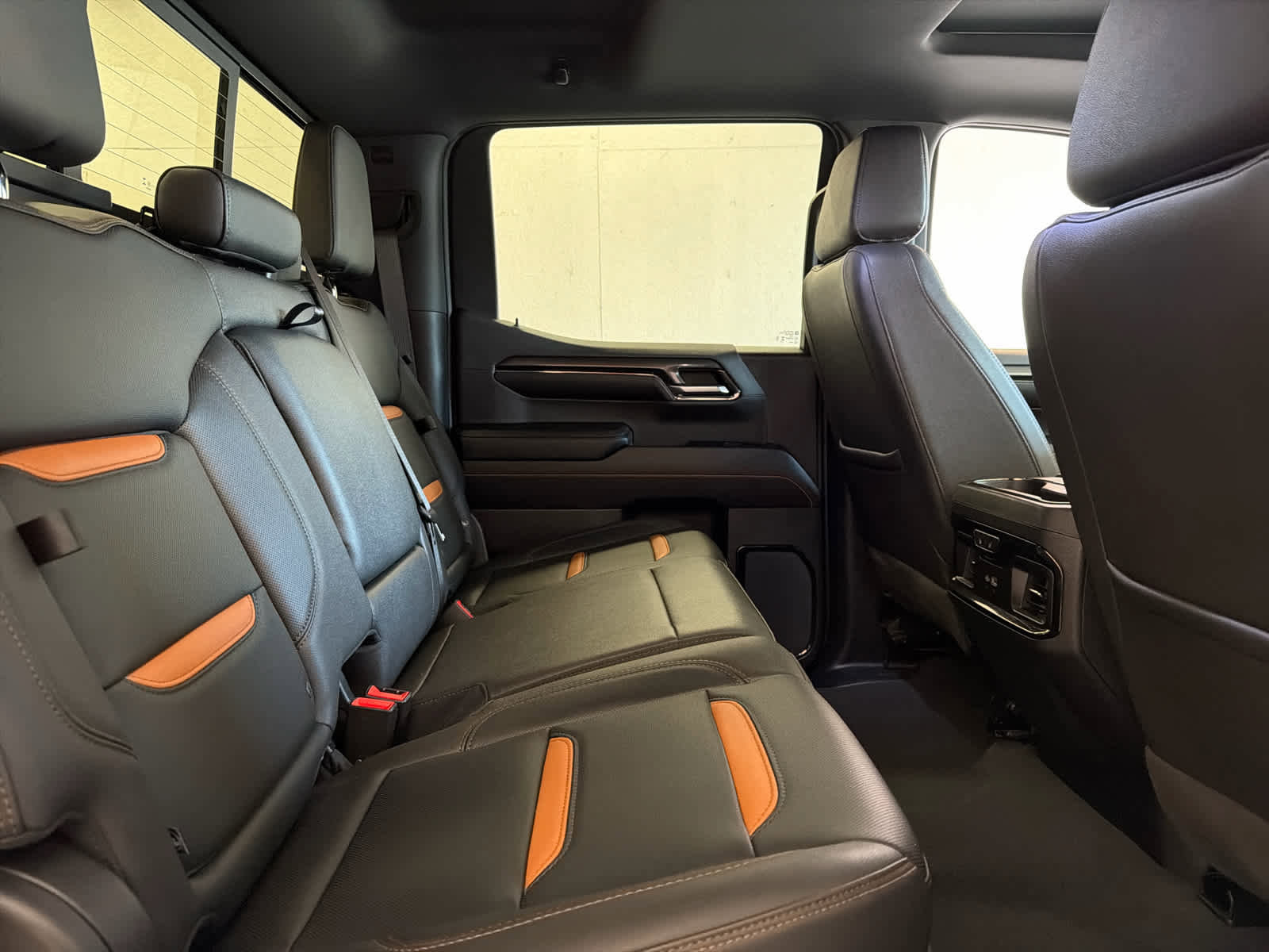 Certified 2024 GMC Sierra 1500 AT4 w/ Technology Package image 31