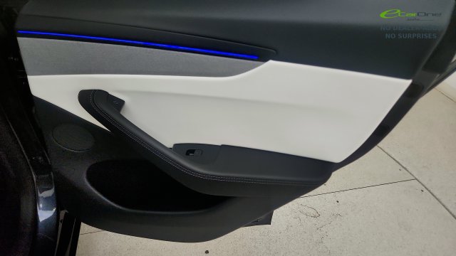 Used 2026 Tesla Model Y AWD image 38