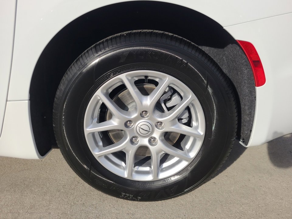 New 2026 Chrysler Pacifica Select image 22