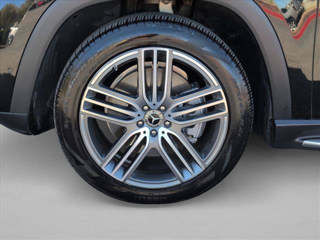 Used 2024 Mercedes-Benz GLS 450 4MATIC image 27