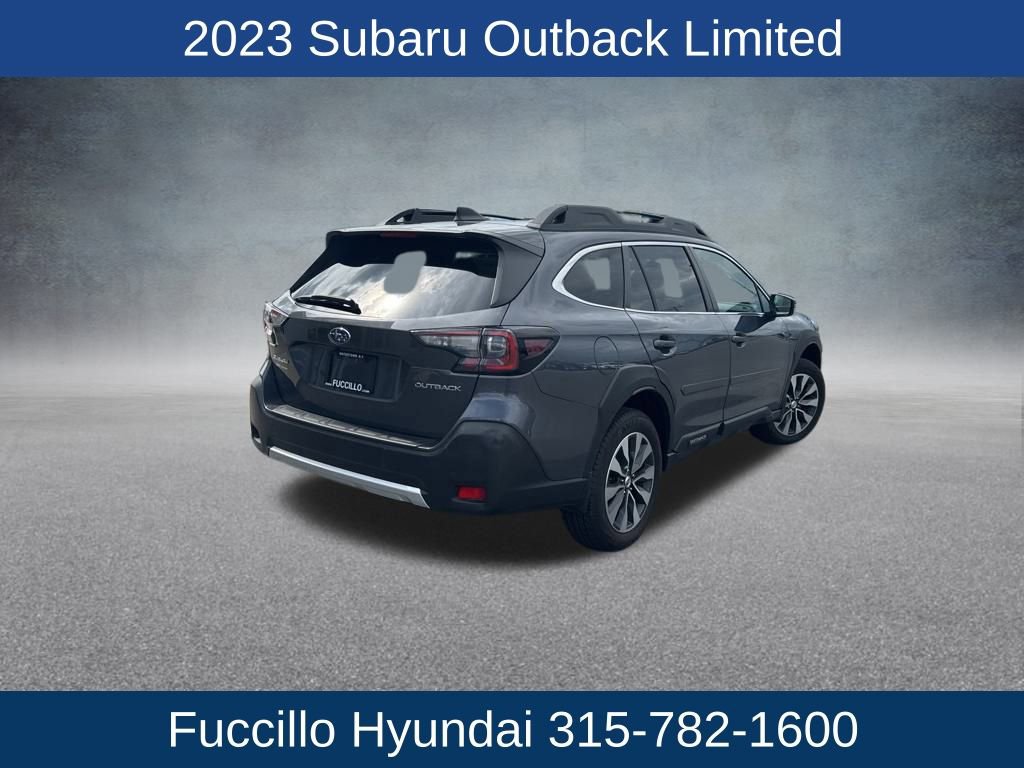 Used 2023 Subaru Outback Limited image 5