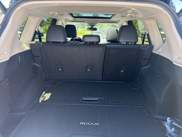 New 2026 Nissan Rogue Platinum AWD/4WD image 14