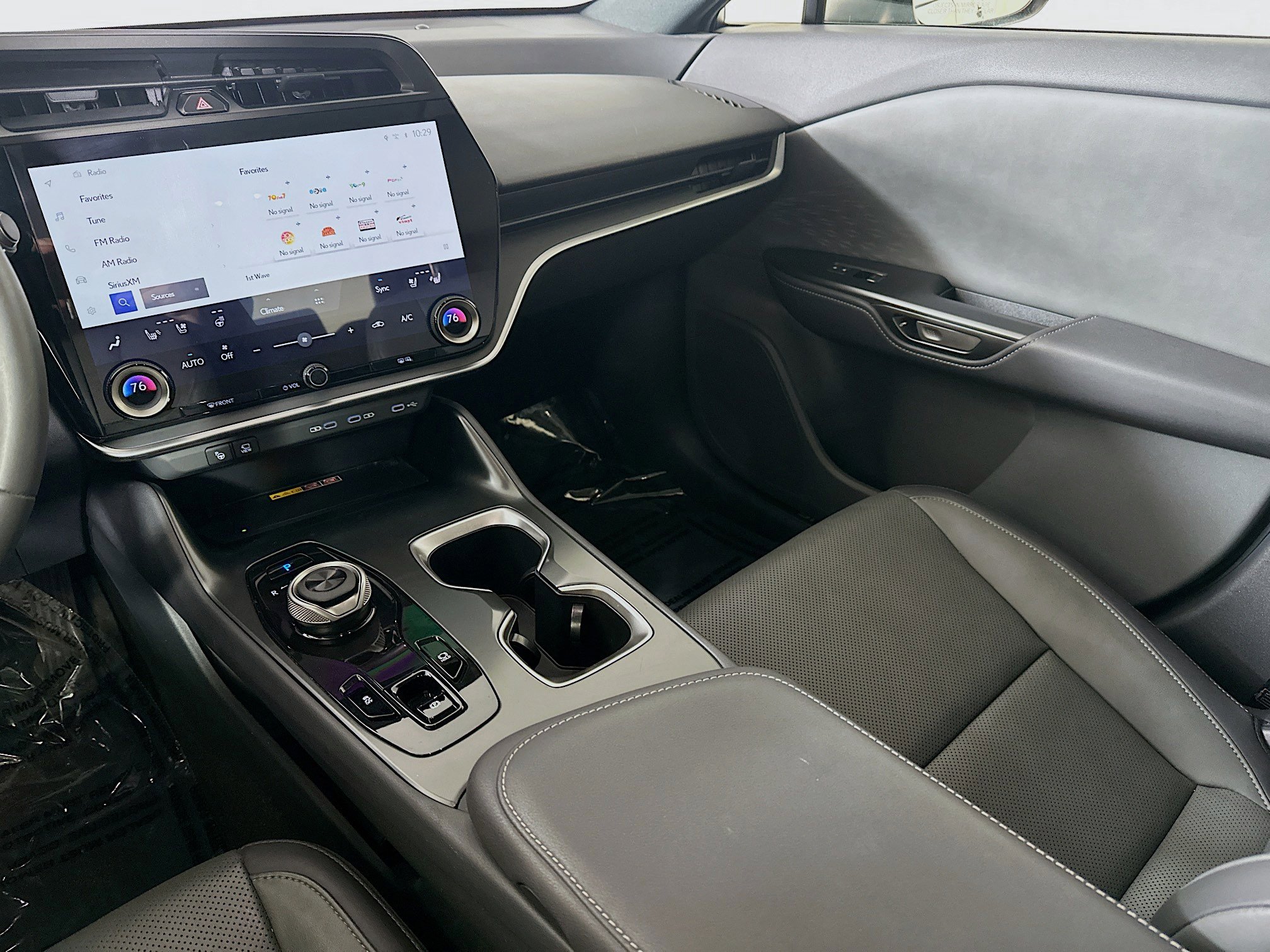 Certified 2024 Lexus RZ 450e Premium w/ Technology Package image 21