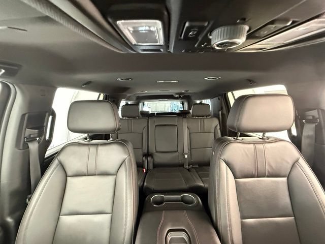 Used 2024 Chevrolet Suburban RST w/ Luxury Package AWD/4WD image 35