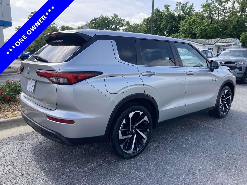 Used 2023 Mitsubishi Outlander SE image 4