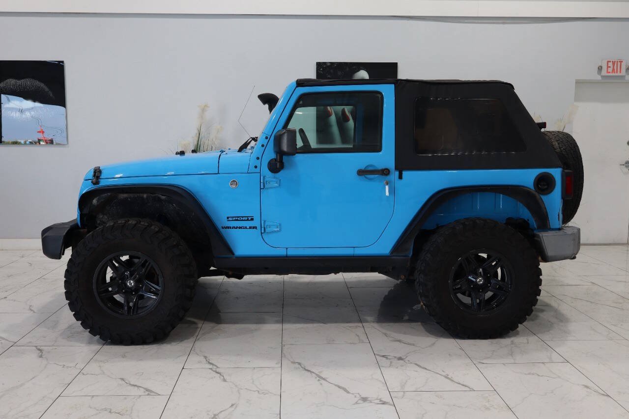 Used 2017 Jeep Wrangler Sport AWD/4WD image 7