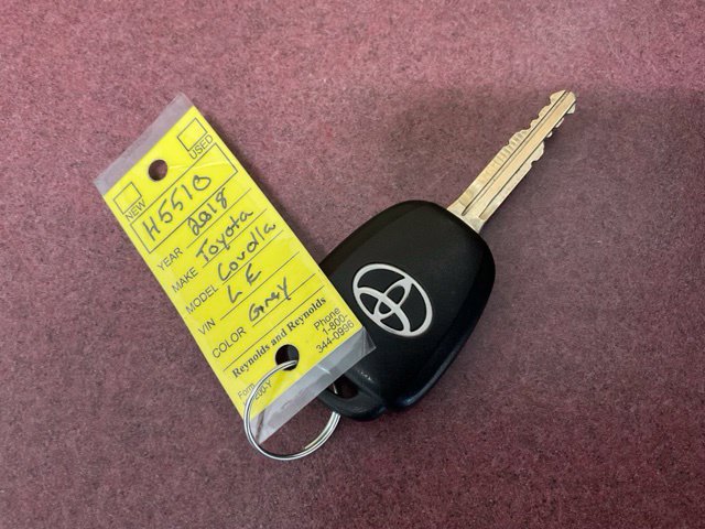 Used 2018 Toyota Corolla LE FWD image 44