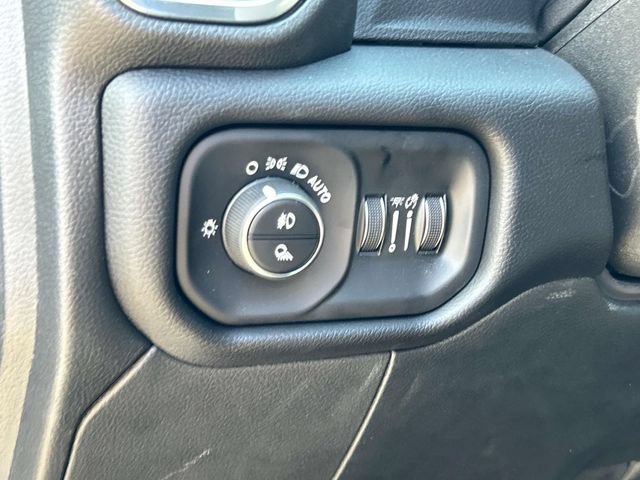 New 2026 RAM 2500 Laramie AWD/4WD image 16