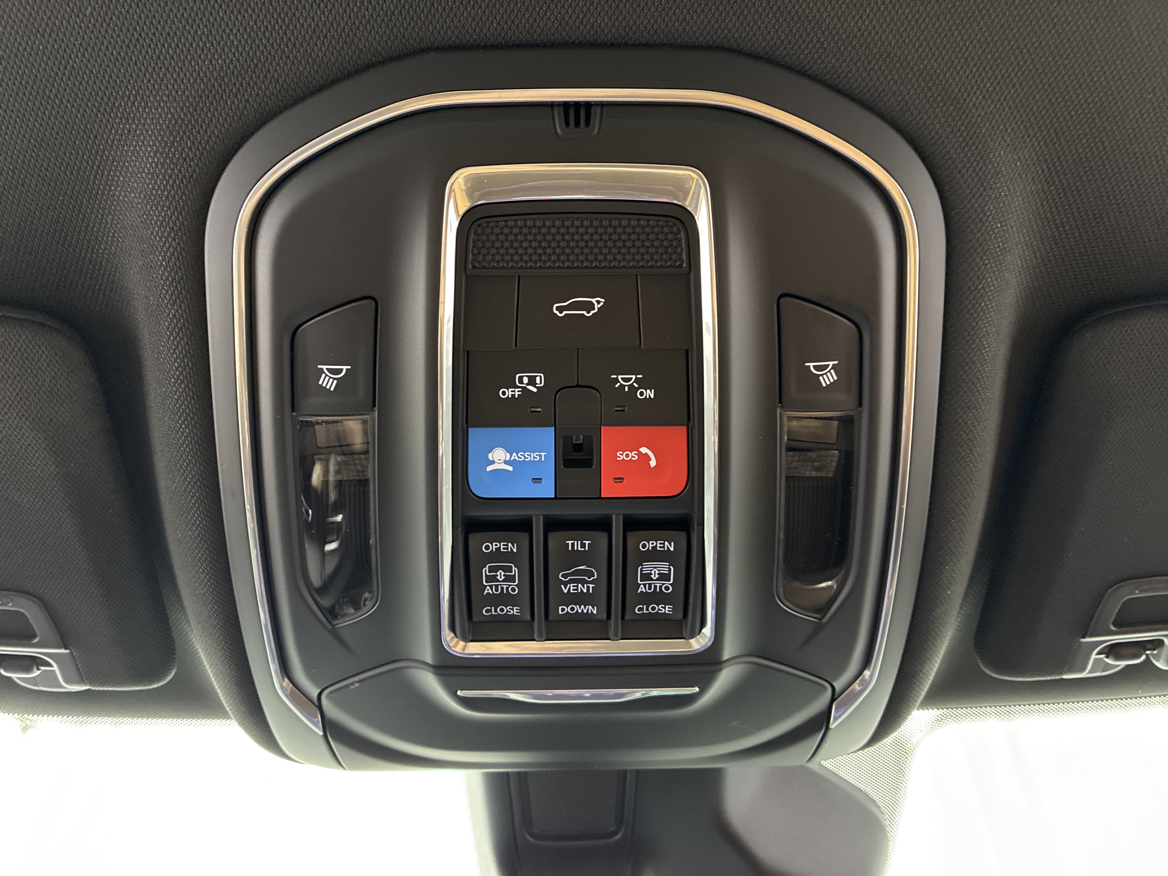 Certified 2025 Jeep Grand Cherokee Summit AWD/4WD image 23