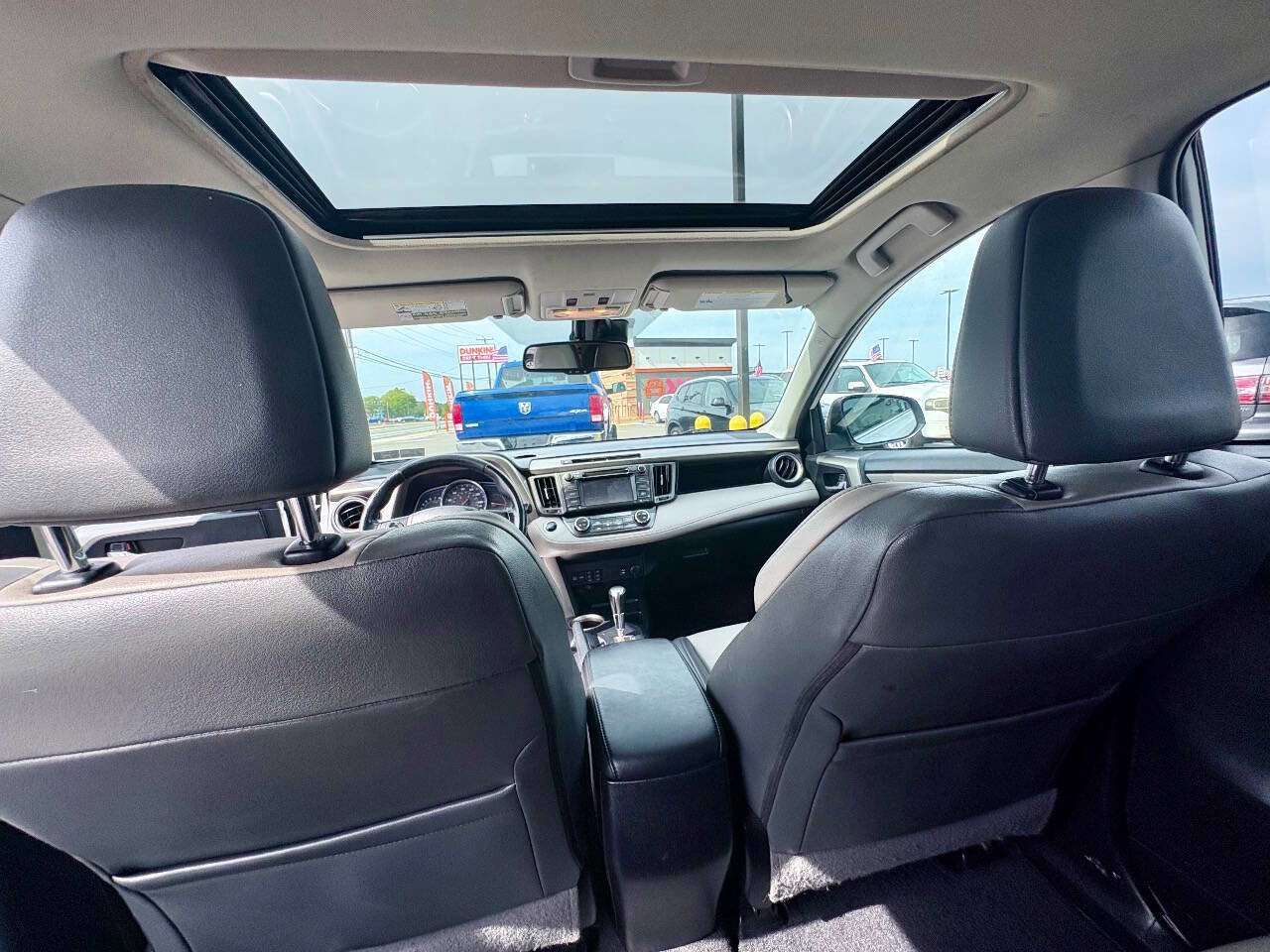 Used 2015 Toyota RAV4 Limited w/ Technology Package image 27