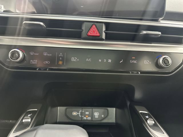 New 2026 Kia Sorento S w/ S Panoramic Sunroof Package image 18